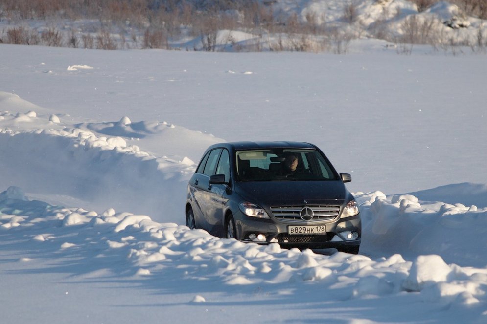 Тест драйвы mercedes. Тест драйв Мерседес мл 270.