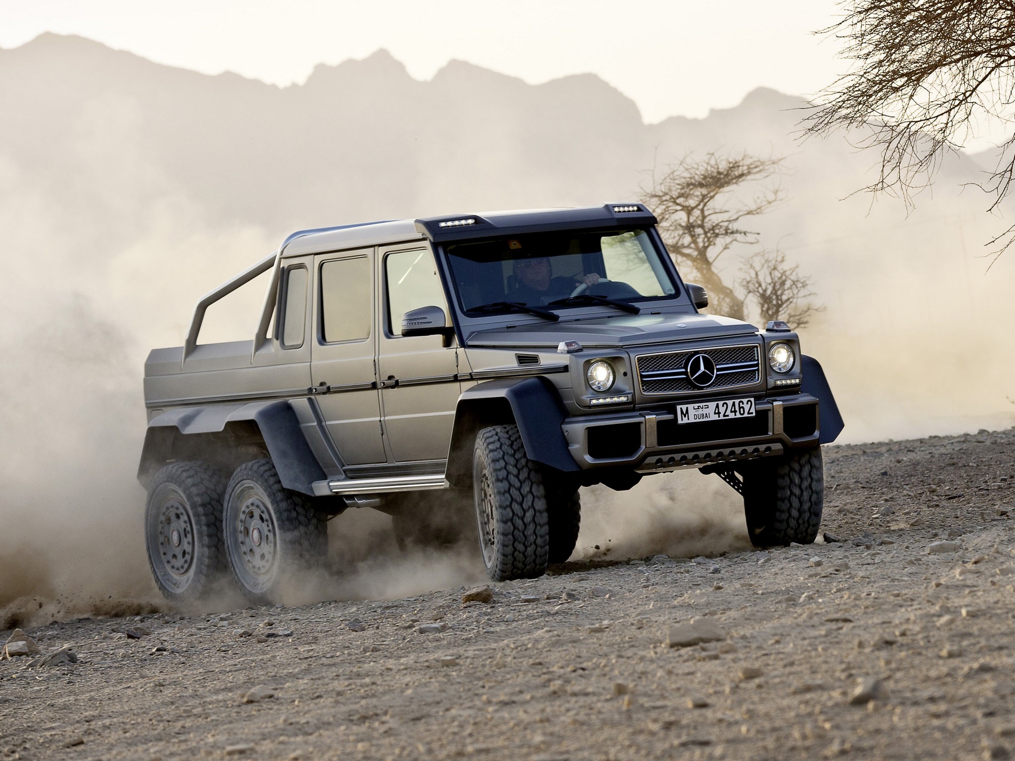 mercedes-benz_g_63_amg_6x6_26.jpg