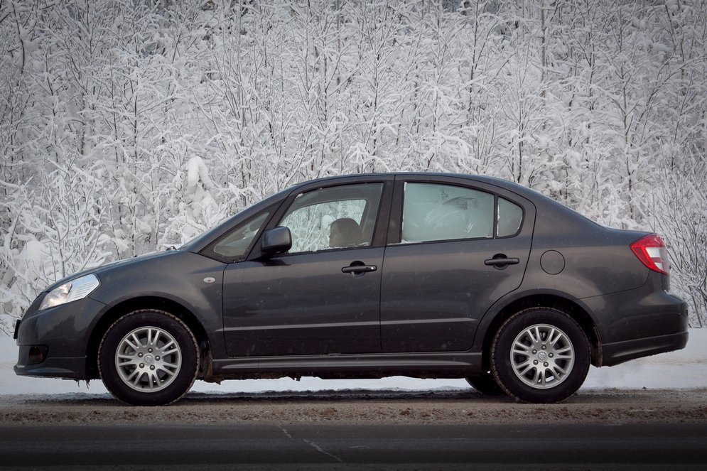 Седаны с высоким клиренсом. Suzuki sx4 седан. Сузуки сх4 седан. Сузуки сх4 седан 4х4. Sx4 седан (GY).