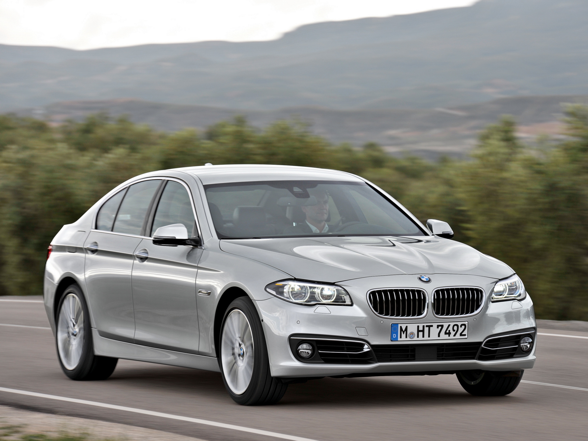 bmw_535i_sedan_13.jpg