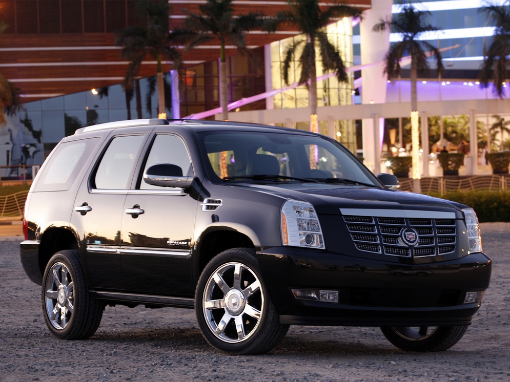 cadillac_escalade_3.jpg