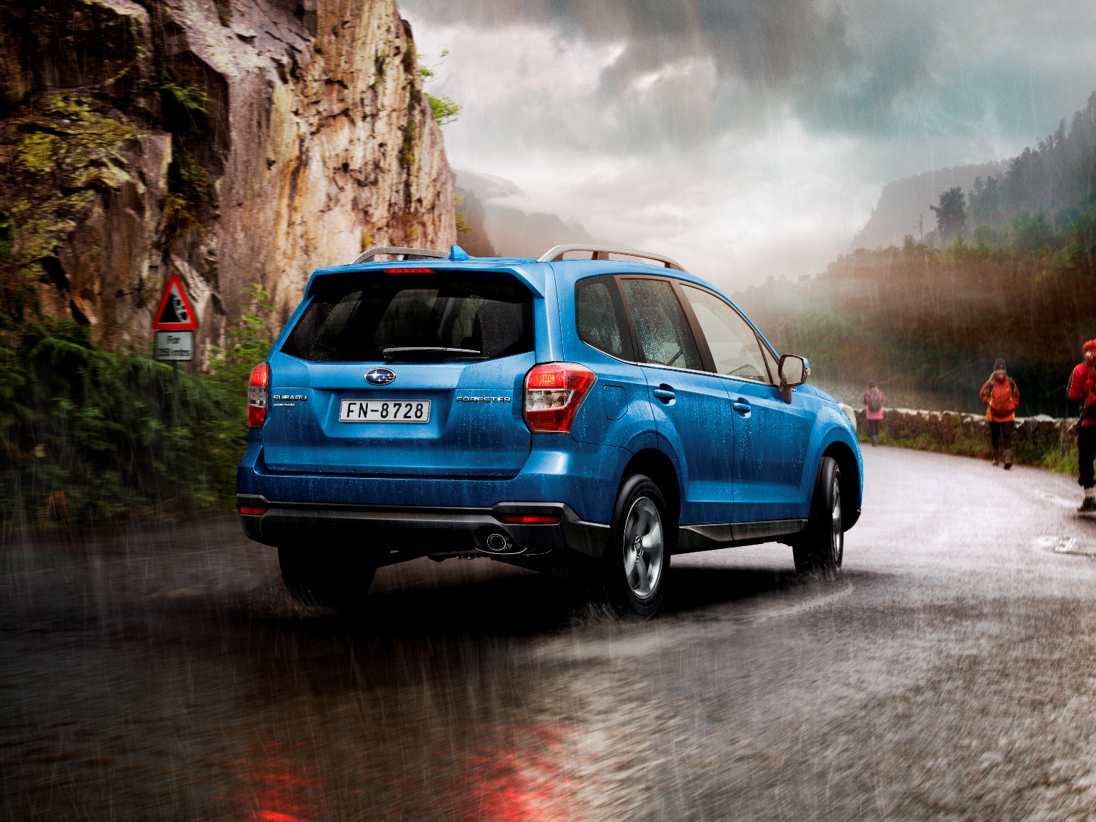Экстерьер Subaru Forester 2015 МГ.jpg