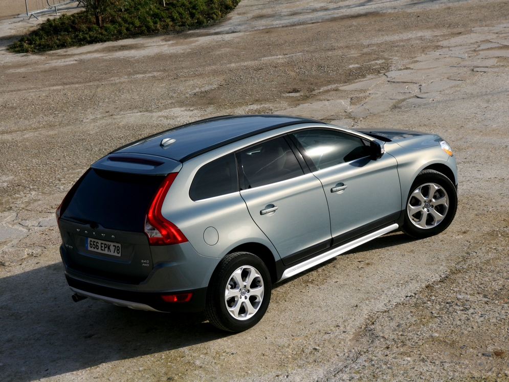autowp.ru_volvo_xc60_2.4d_10.jpg