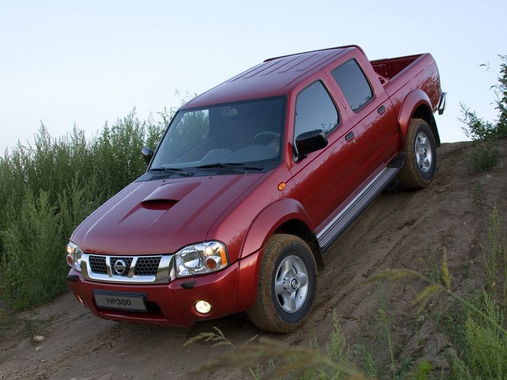 autowp.ru_nissan_np300_double_cab_26.jpg