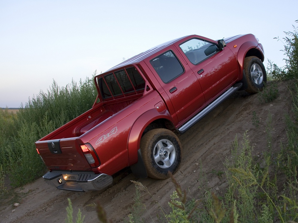 autowp.ru_nissan_np300_double_cab_27.jpg