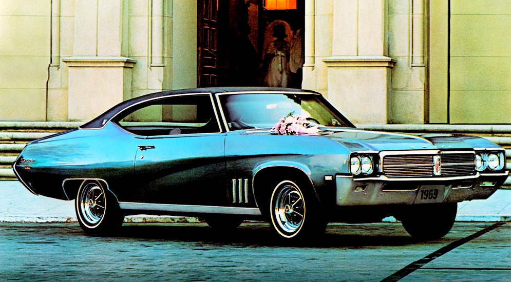 buick_skylark_custom_sport_coupe_2.jpeg