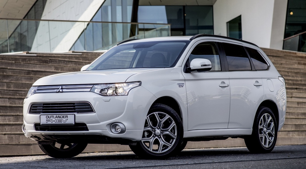 mitsubishi_outlander_phev_4.jpeg