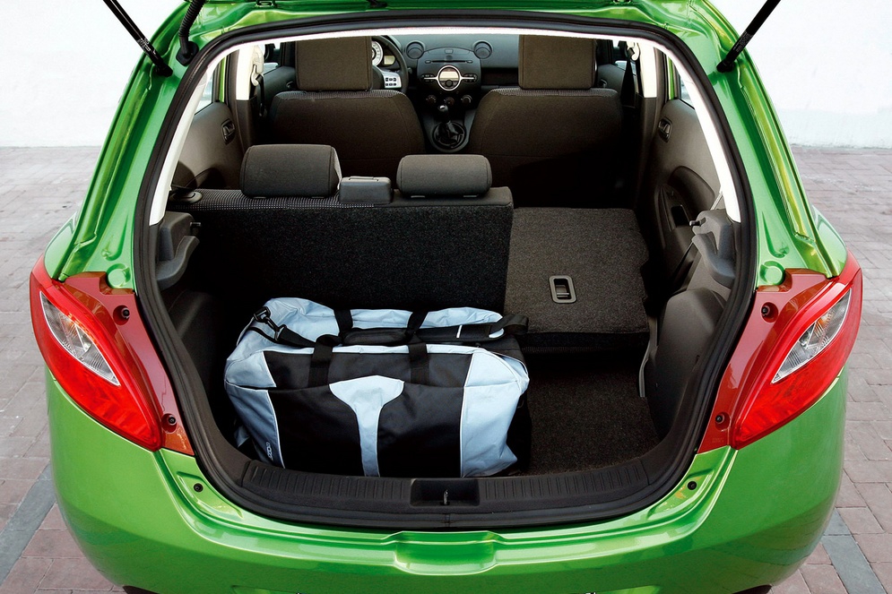 Mazda 2 2007