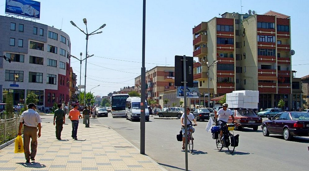 Shkoder_Stadtzentrum.JPG