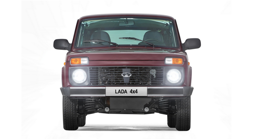 lada_4x4_front_lights.jpg