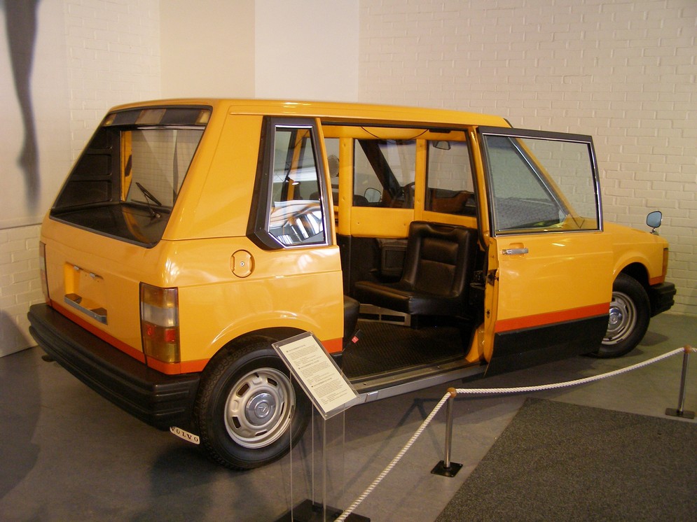 Goteborg_Volvo_Museum_63_Experimenttaxi.jpg