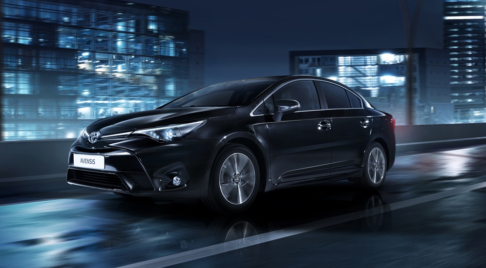 toyota_avensis_sedan_8.jpeg