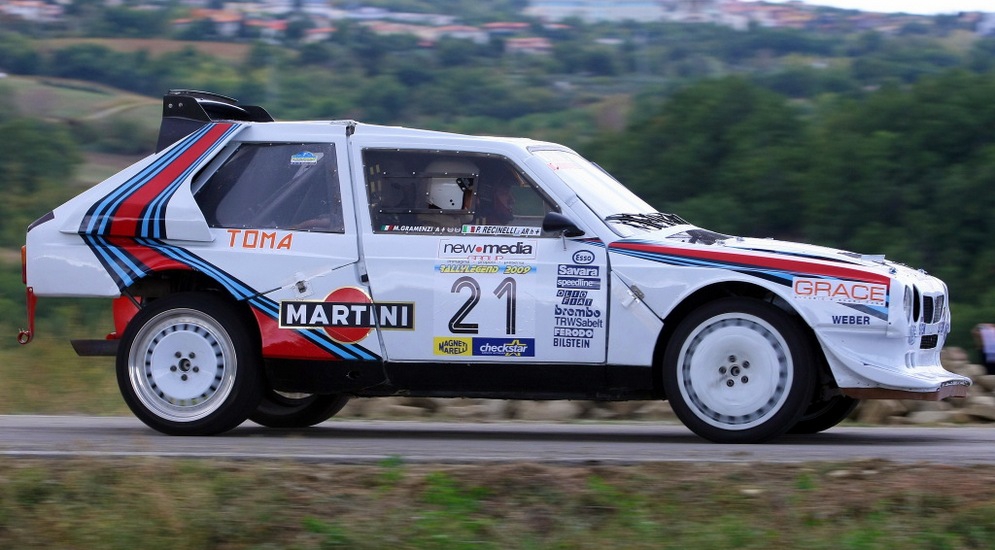 lancia_delta_s4_group_b_17.jpeg