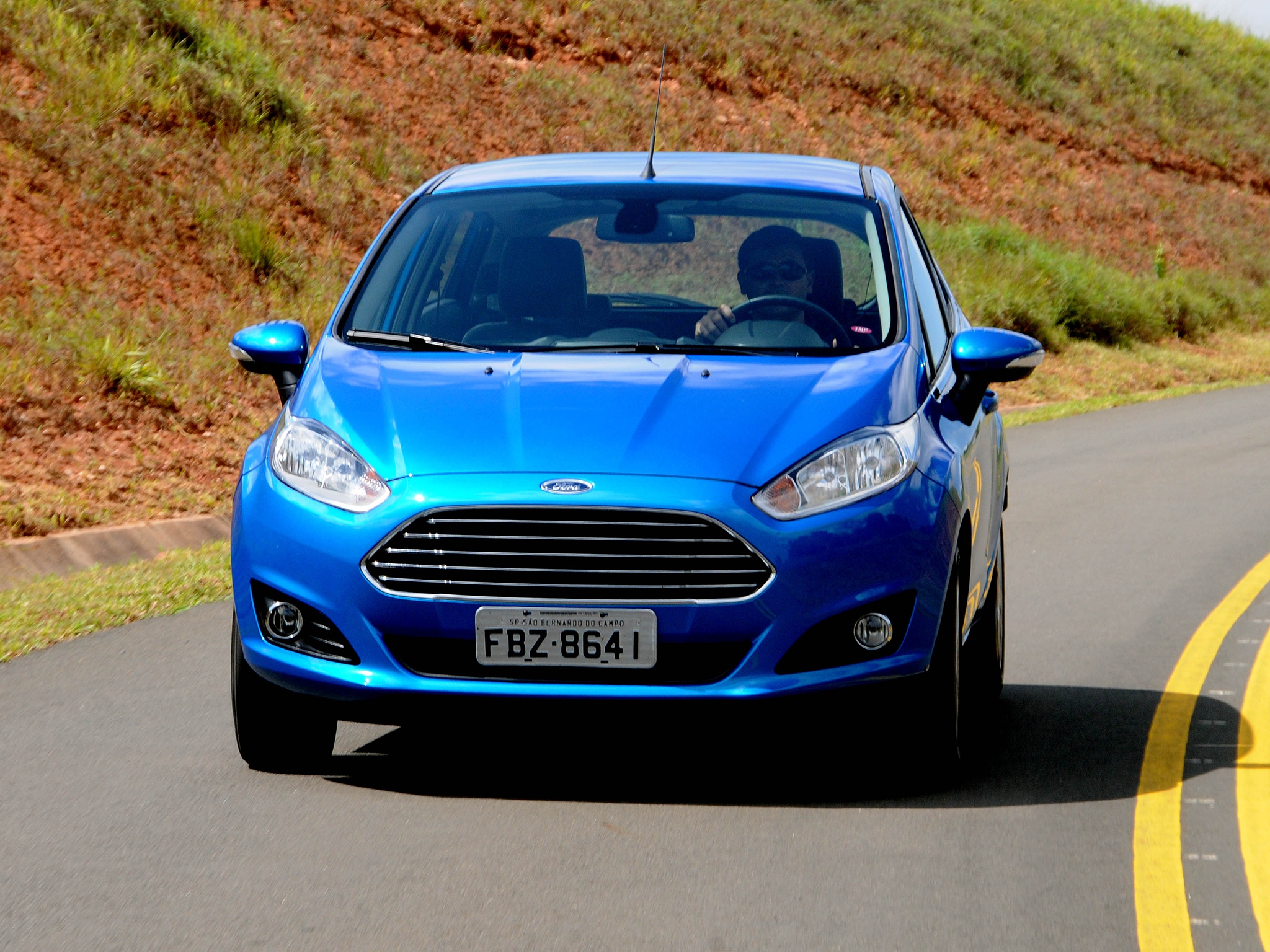 C1095 ford fusion. Форд фокус Фиеста. Форд фокус класс машины. Ford для бразильского рынка. ФБЗ фото