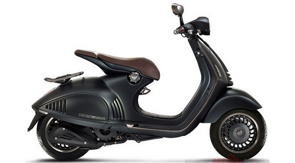 Vespa-946-Armani-3.jpg