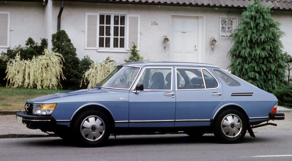 autowp.ru_saab_900_gle_combi_1.jpg