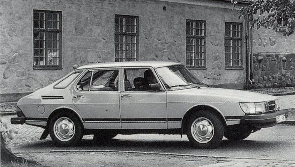 saab_900_1981_GLI.jpg