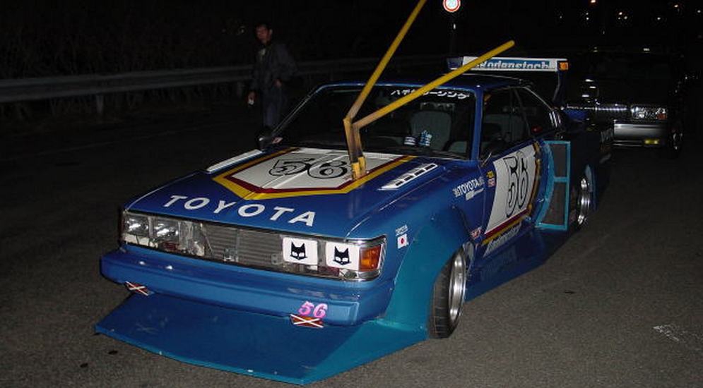 bosozoku_carina_a6_coupe.jpg