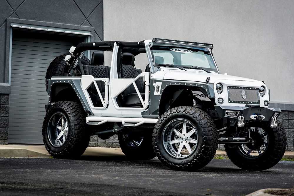 bms-jeep-wrangler-with-forgiato-wheels-is-called-betty-white-photo-gallery_6.jpg