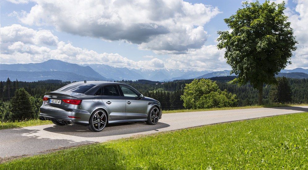 2015-abt-audi-s3-limo-03.jpg
