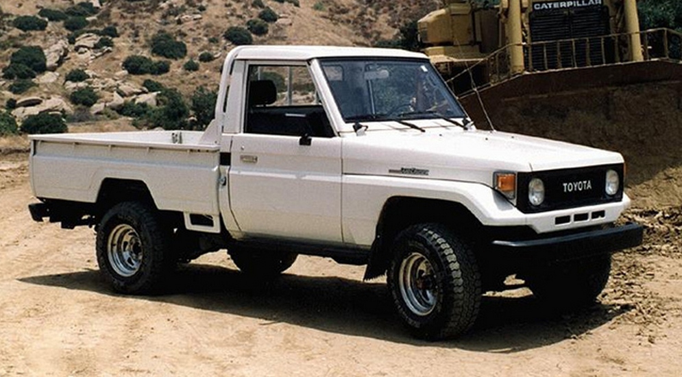 6toyota_land_cruiser_pickup_za-spec_2.jpeg