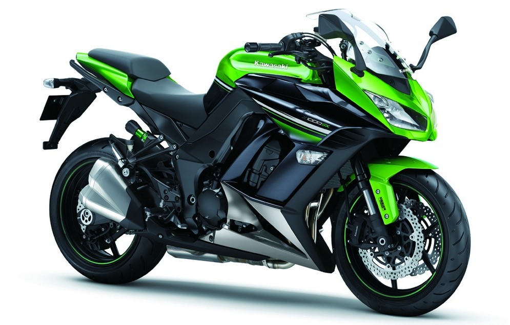 2016-kawasaki-z1000sx-candy-lime-green-2.jpg
