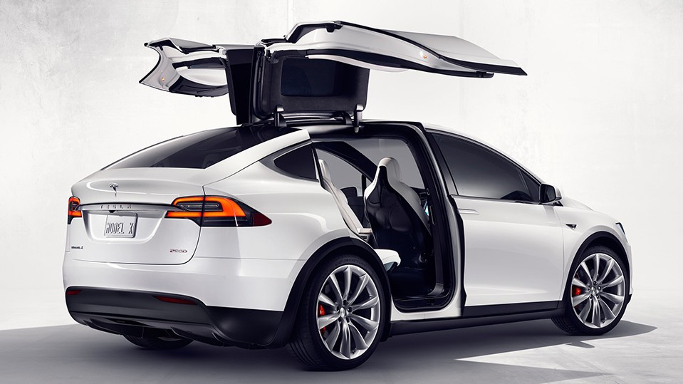 Tesla-Model-x-14-e1441163284640.jpg