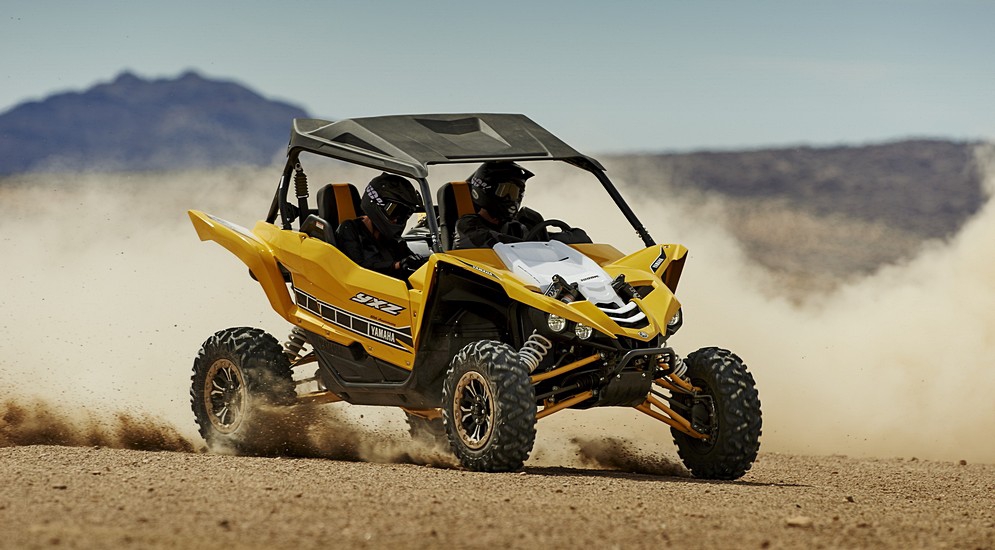 2016-yamaha-yxz1000r-is-a-three-cylinder-supersport-sxs-video-photo-gallery_3.jpg