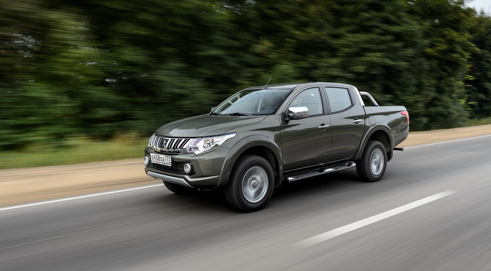 mitsubishi_L200-47.jpg