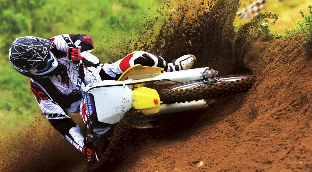 suzuki_motocross_bike_race-wide.jpg