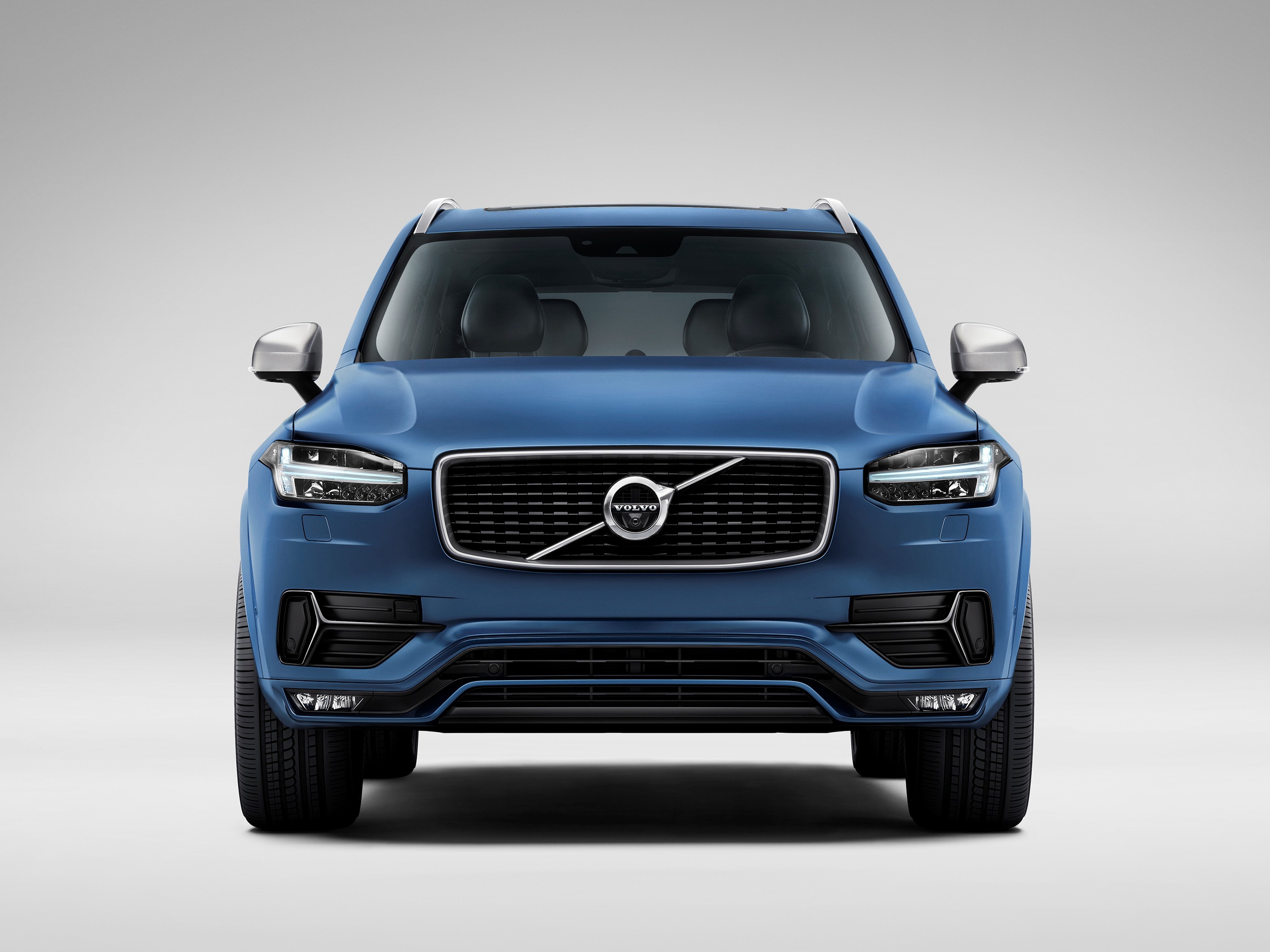 volvo_xc90_t6_r-design_2.jpeg