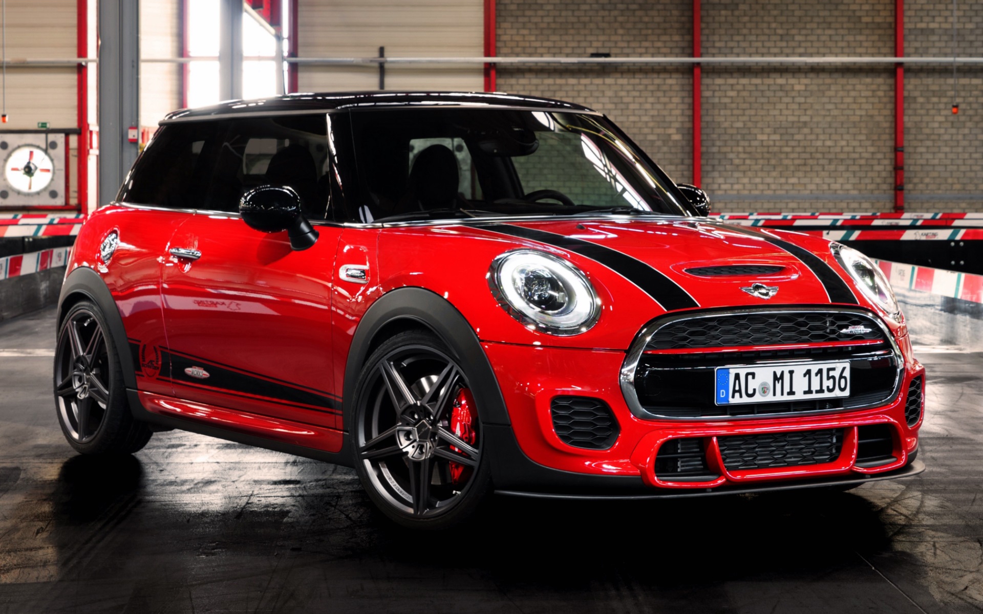 AC-Schnitzer-MINI-John-Cooper-Works-F56-Essen-2015-17.jpg