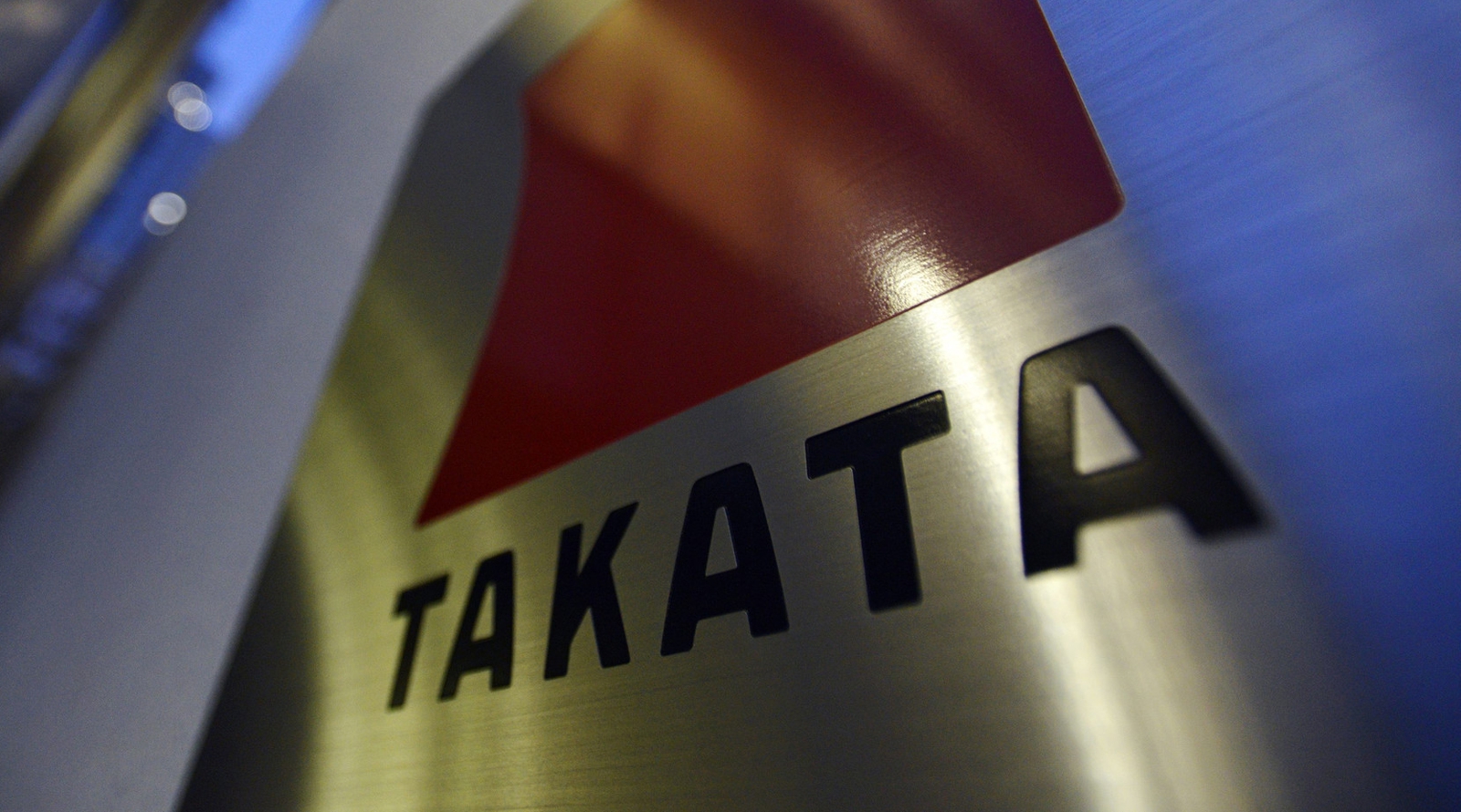 la-fi-hy-nhtsa-fine-takata-air-bag-20150220.jpg