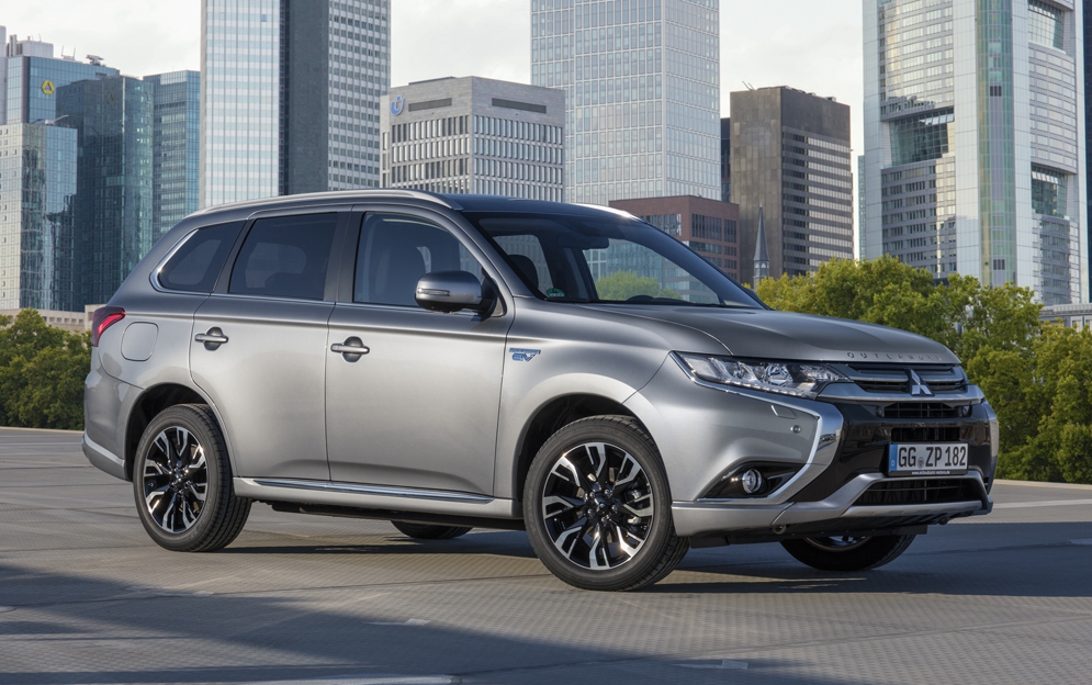 mitsubishi_outlander_phev_50.jpeg