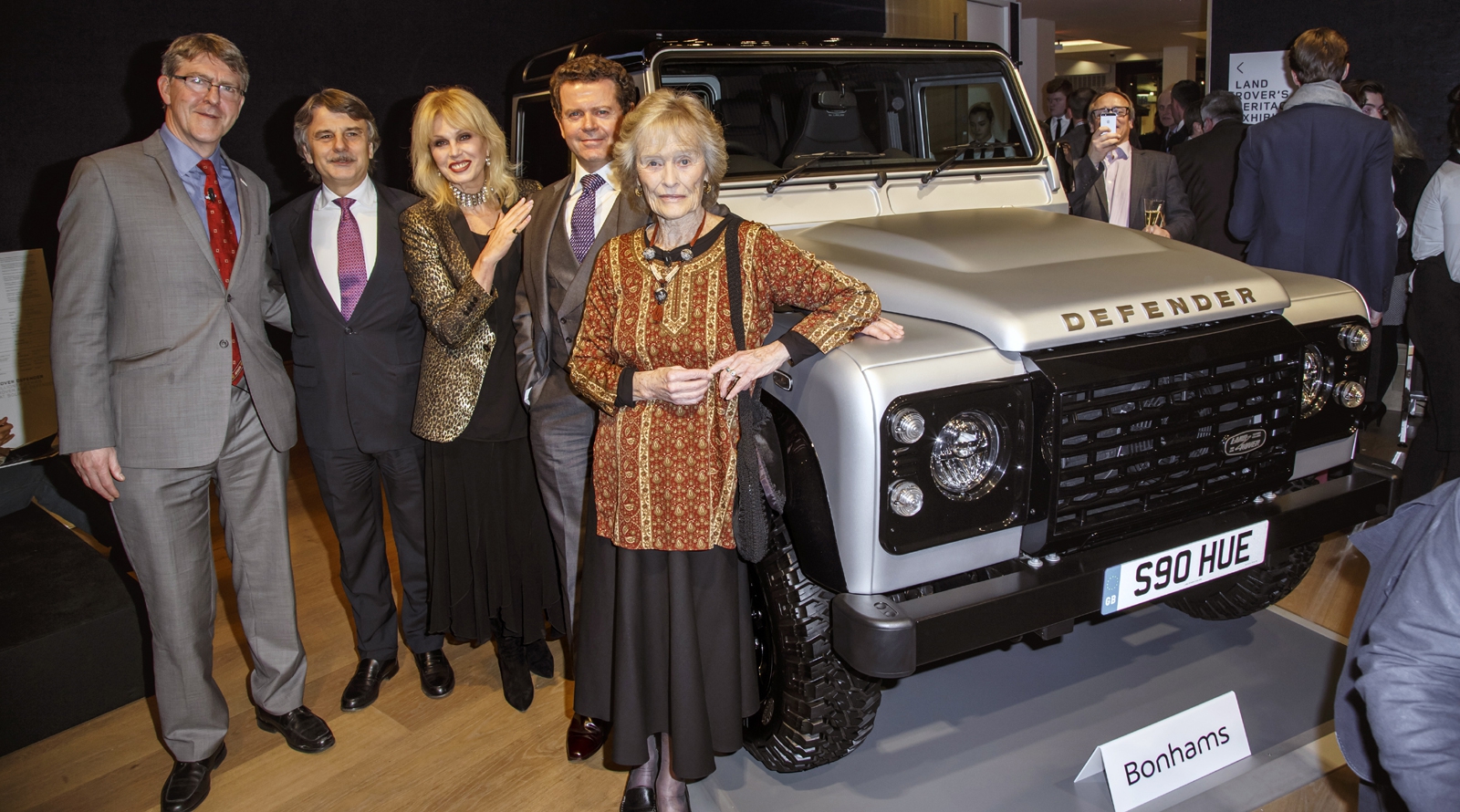 Bonhams_Defender2M_Sale_013_(123862).JPG