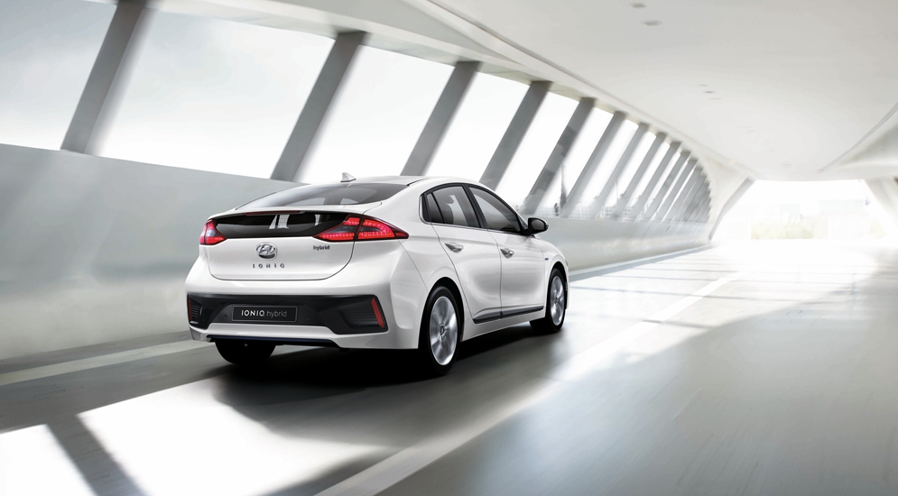 hyundai_ioniq_hybrid_5 (1).jpeg