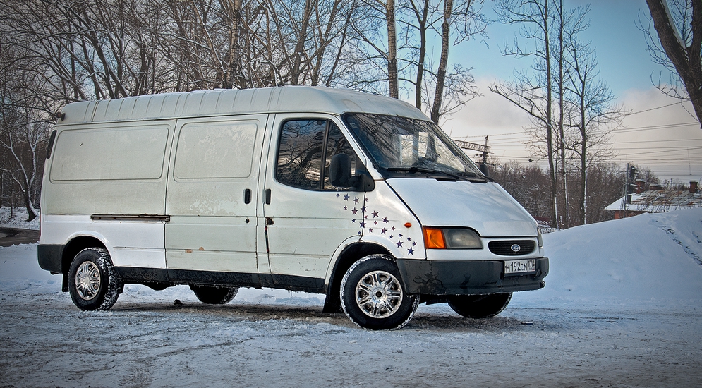 Транзит это простыми. Форд Транзит 97 года. Форд Транзит 4х4. Ford Transit 80. Ford Transit 4 поколение.