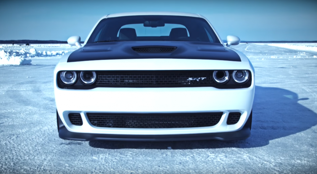 Dodge’s-Challenger-Hellcat-put-on-ice-still-manages-to-reach-171-mph-1024x561.png