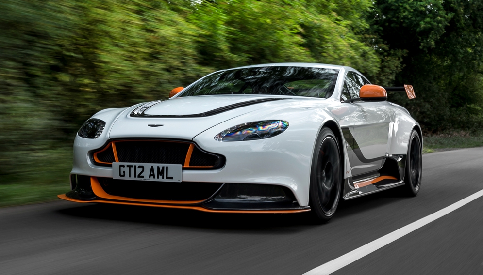 aston_martin_v12_vantage_gt12_18.jpeg