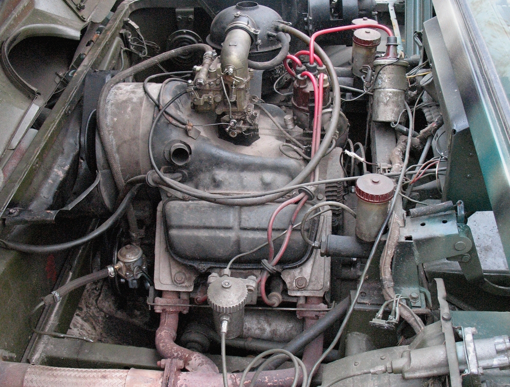 37-сильный двигатель МеМЗ в ТПК доступен для обслуживания.jpg