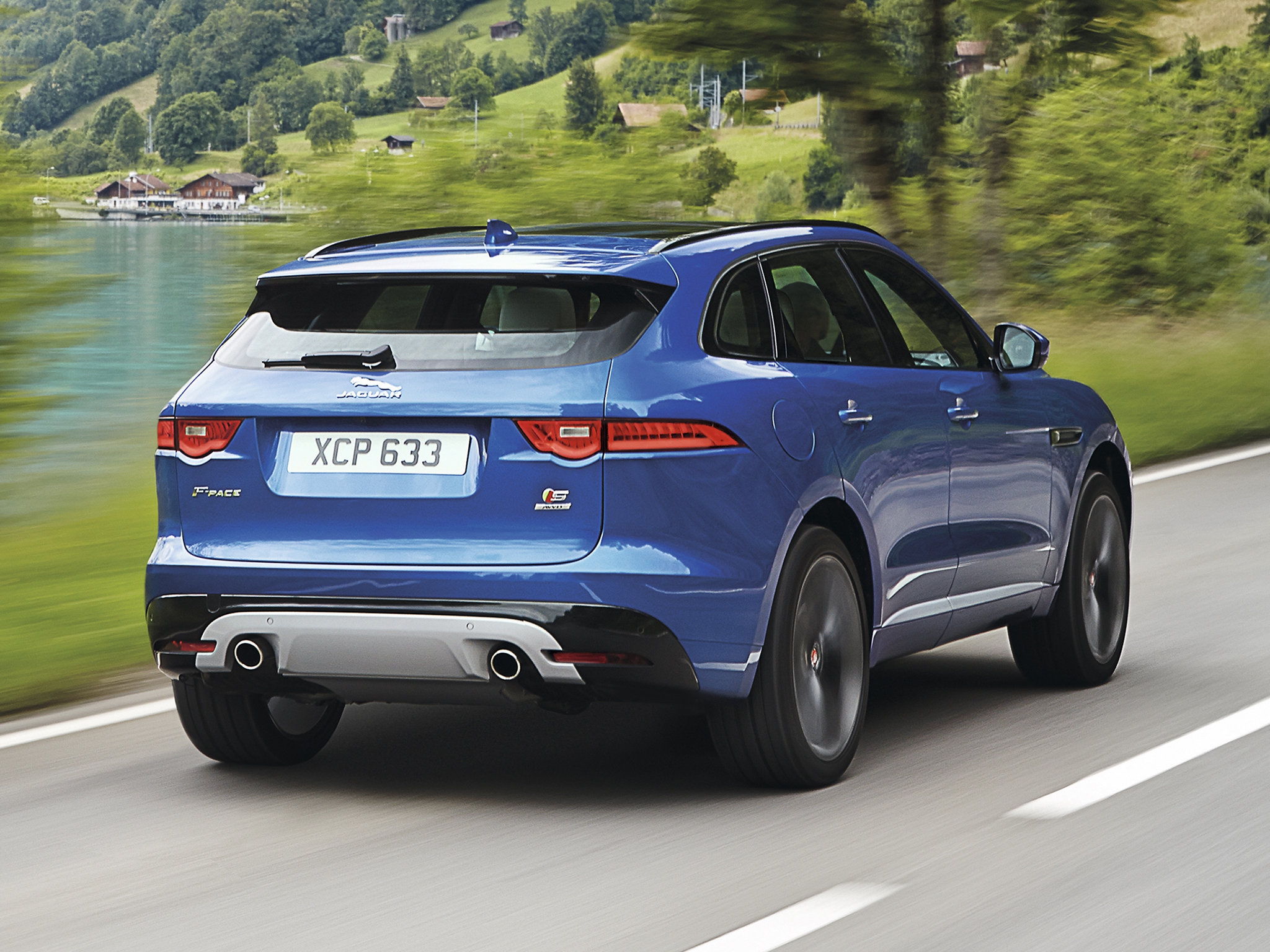 jaguar_f-pace_s_19.jpeg