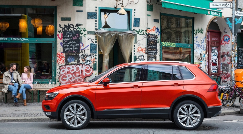 Volkswagen-Tiguan-2017-1600-1f.jpg