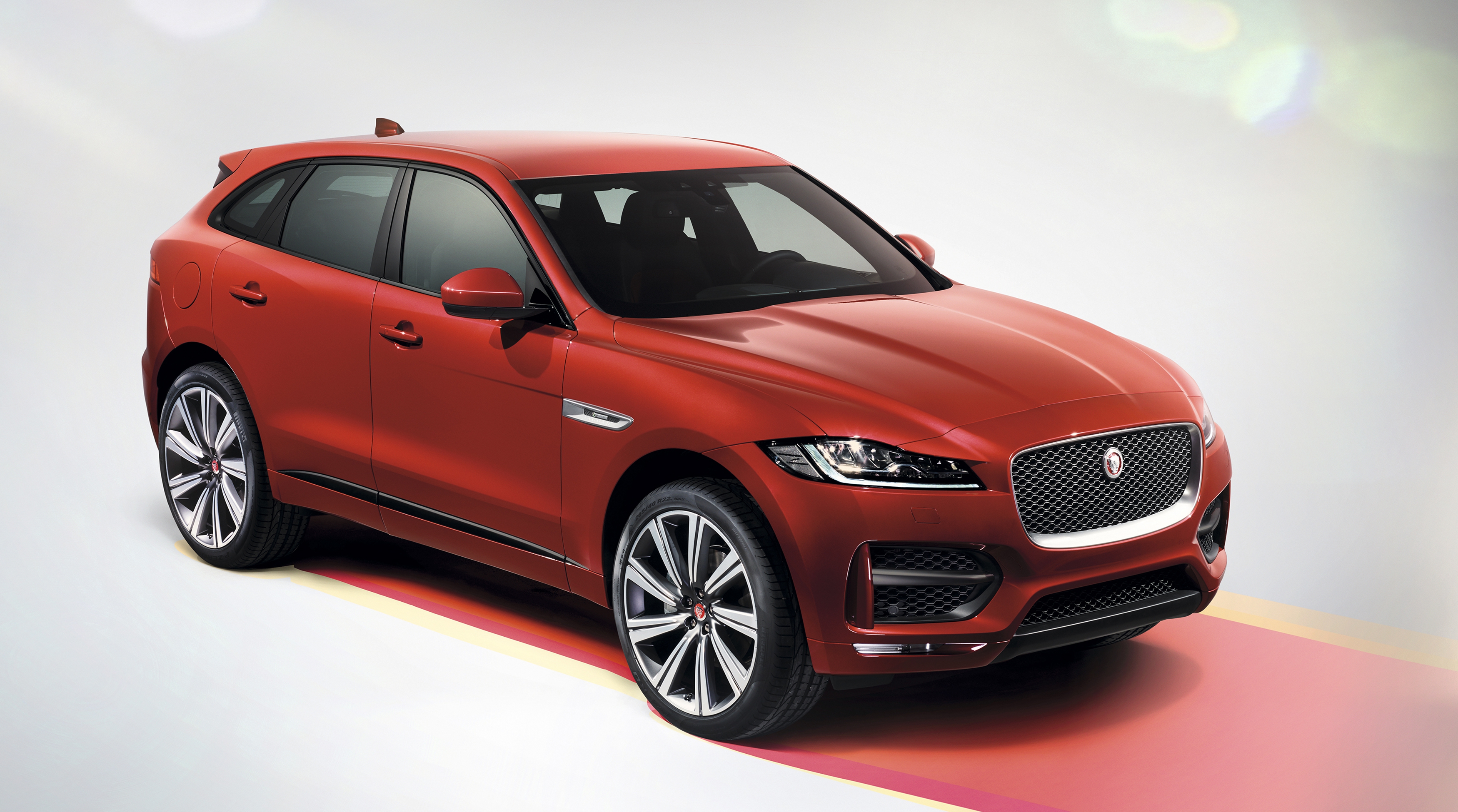 jaguar_f-pace_r-sport_8.jpeg