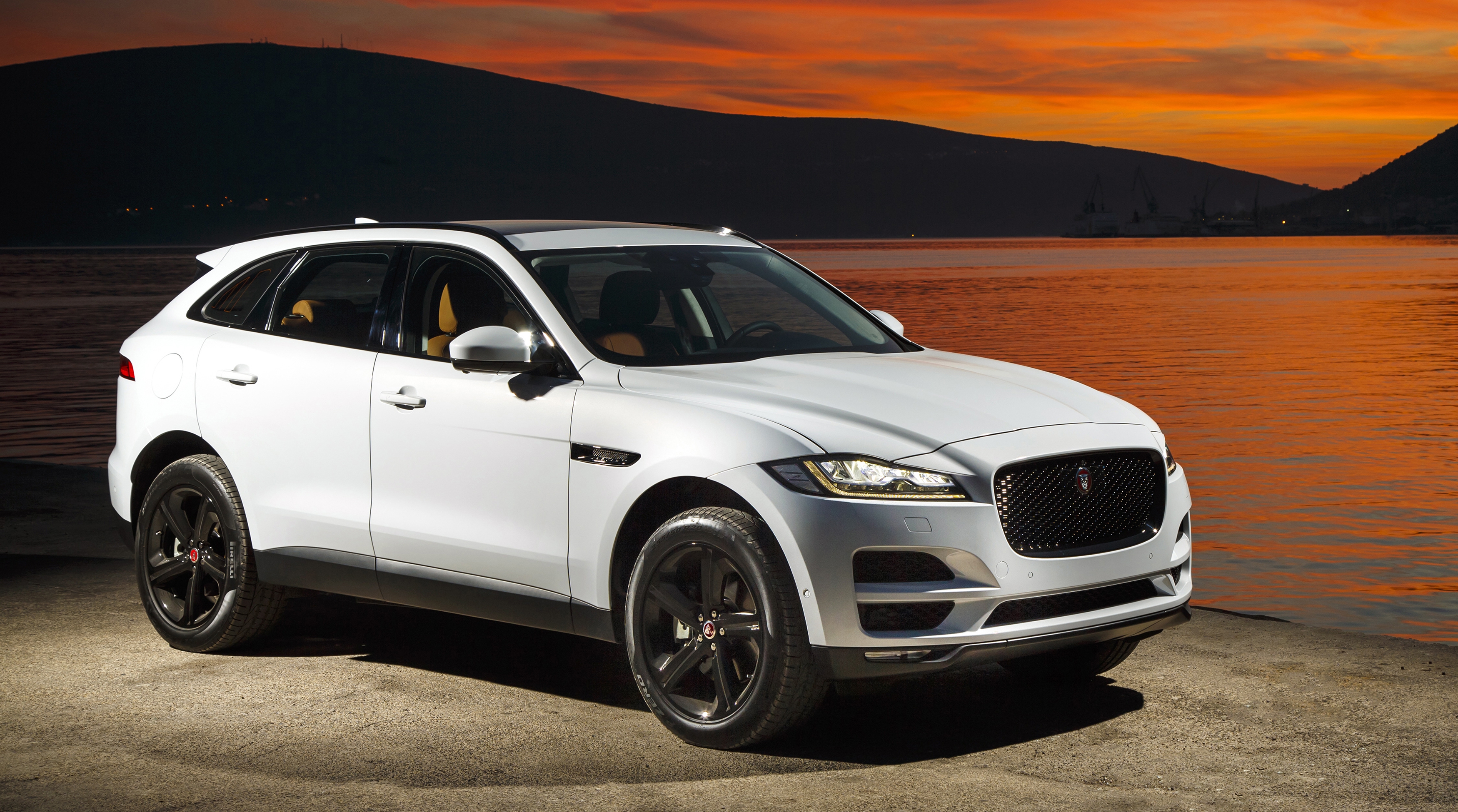 jaguar_f-pace_portfolio_39.jpeg