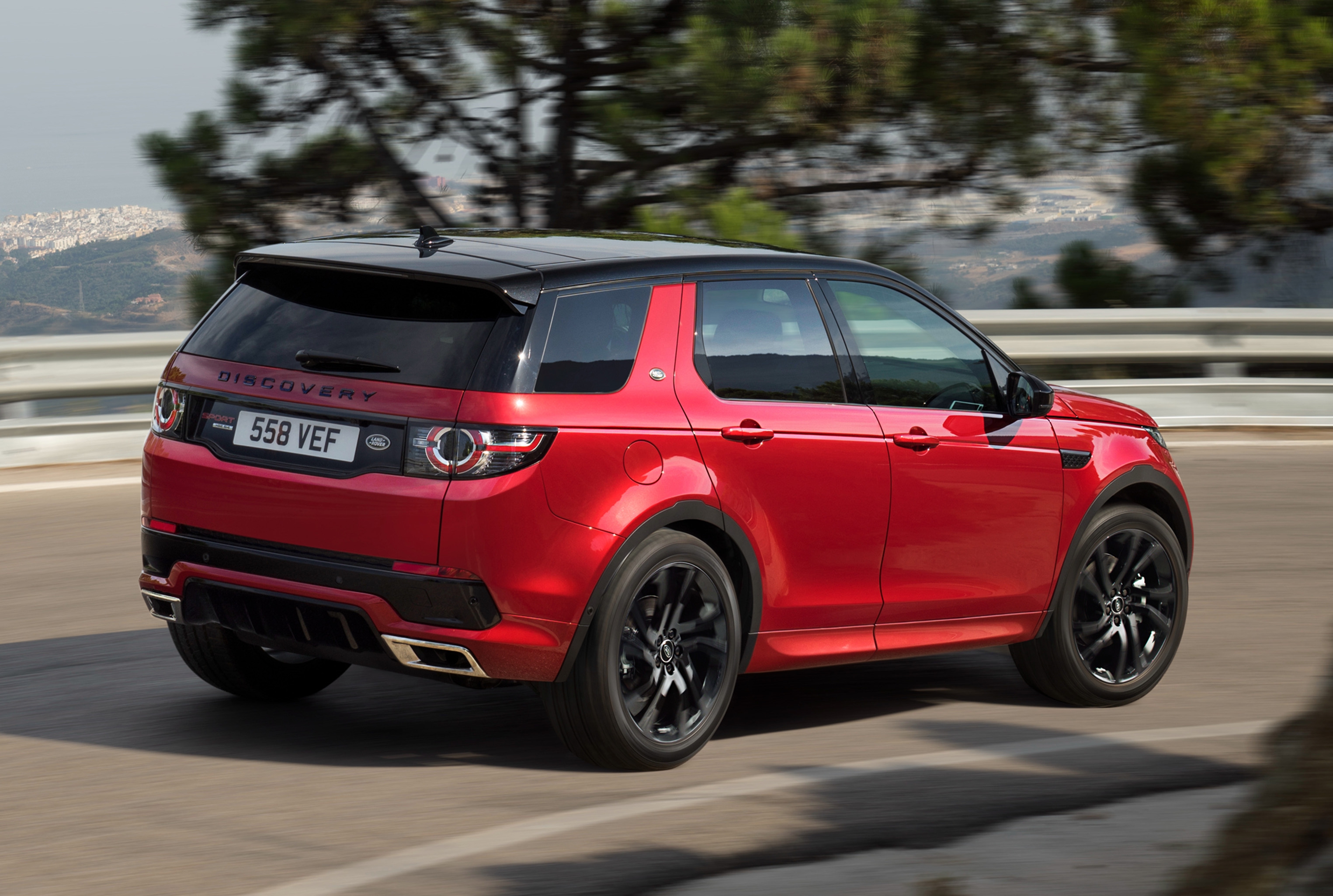 land_rover_discovery_sport_hse_dynamic_lux_6.jpeg