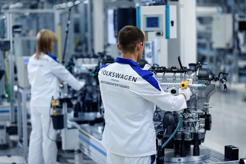 Volkswagen Group Rus_ Engine Plant in Kaluga (2).jpg
