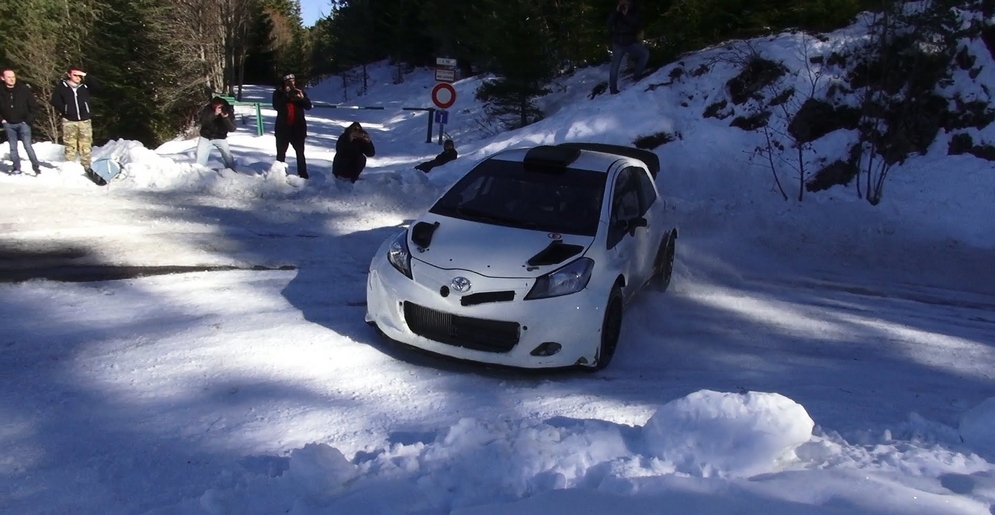 yaris_wrc_03.jpg