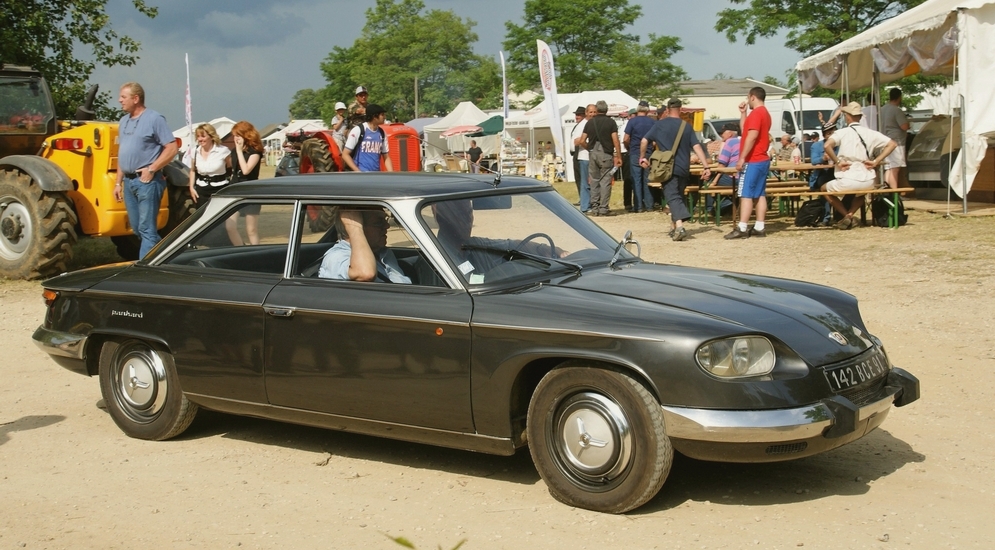 Panhard_24.jpg